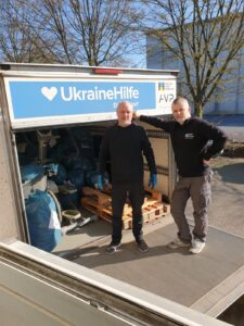 ff7ca379-b64a-421e-ae50-4f033c6d27a4